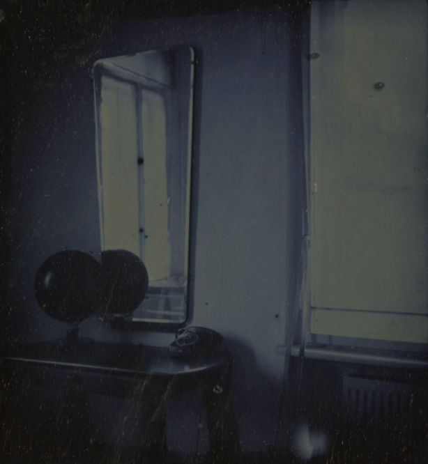 Takashi Arai - In the Room of a Terrestrial Globe, Budapest Takashi Arai - In the Room of a Terrestrial Globe, Budapest