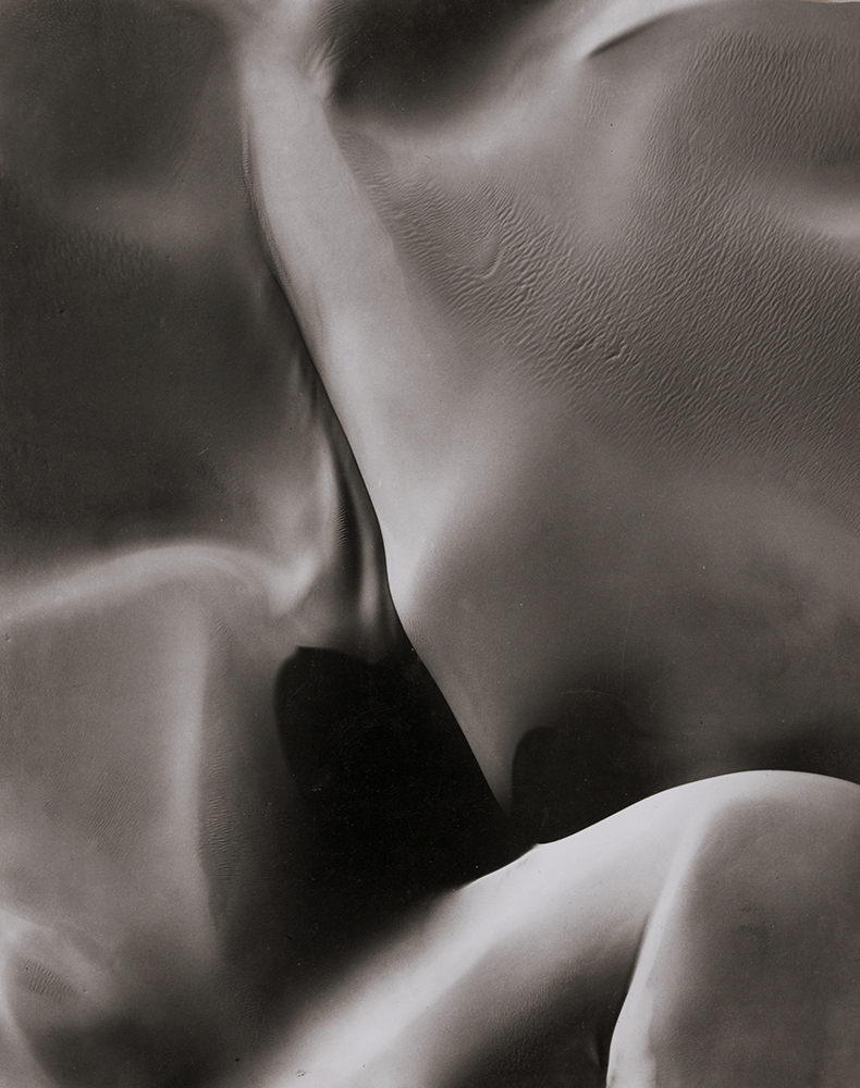 William A. Garnett - Nude Dune, Death Valley (Sand Dune #1)