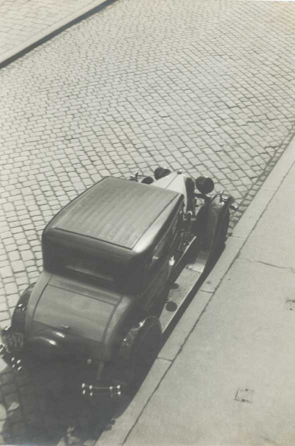 Paul Freiberger - Car on Cobblestone Street (Strasse)